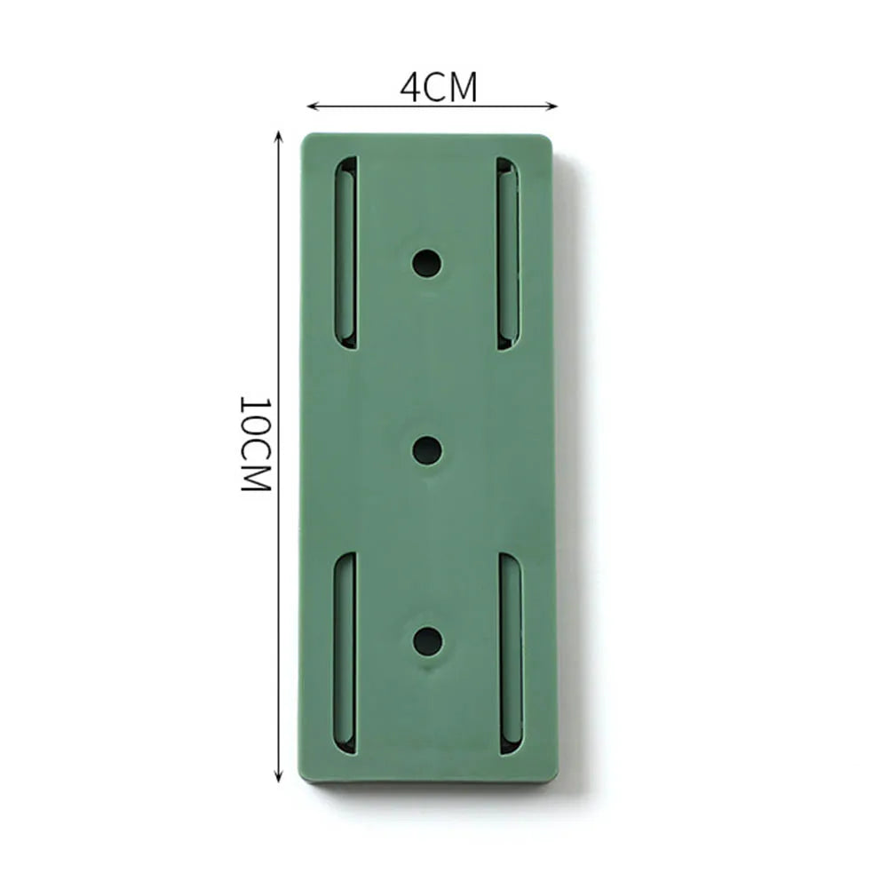 Wandmontierter Steckdosen-Organizer