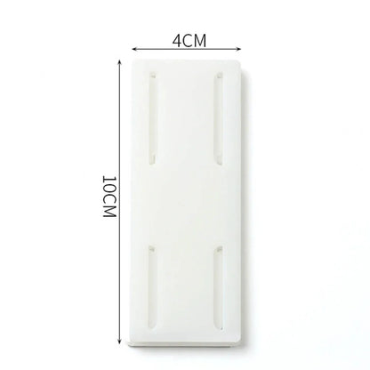 Wandmontierter Steckdosen-Organizer